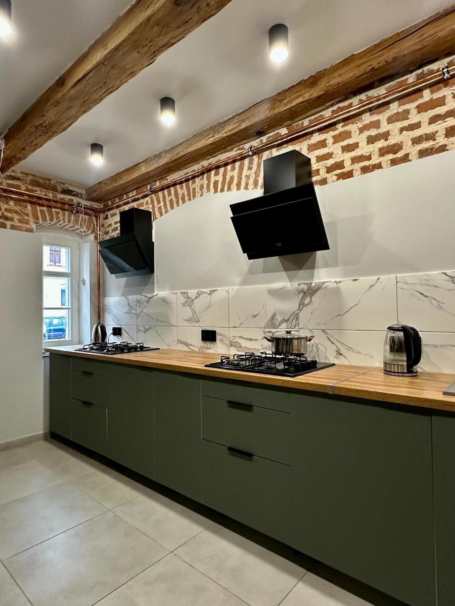 Marianowka Apartment Legnica Bagian luar foto