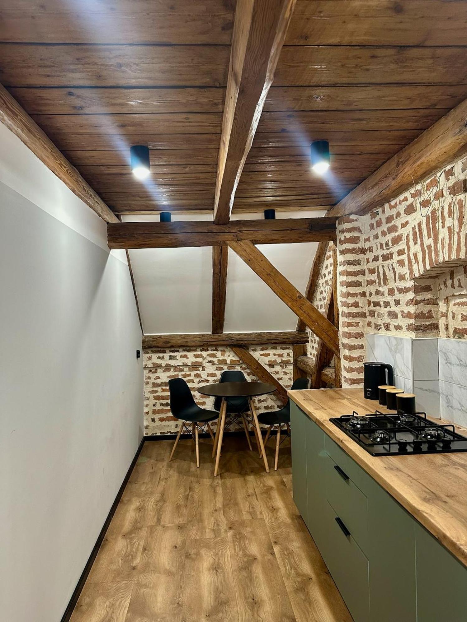 Marianowka Apartment Legnica Bagian luar foto